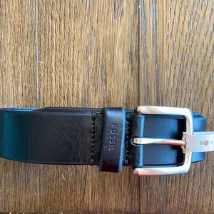 Fossil belt. Black leather. 32. NWT